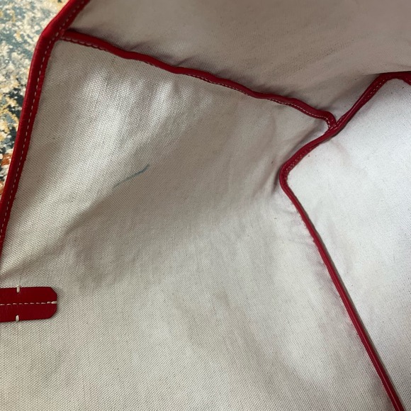 Goyard Saint Louis Tote Bad Red PM Coated Canvas - Picture 4 of 15